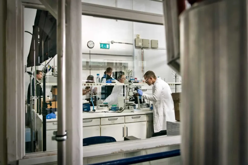 DSV-behind-the-scenes-production-services-in-hungary-1